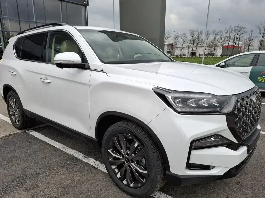 KGM Rexton — imagine 6
