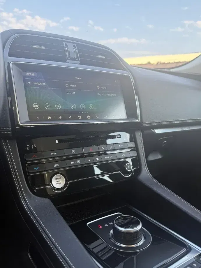 Jaguar F-Pace 20d AWD Aut. R-Sport — imagine 6