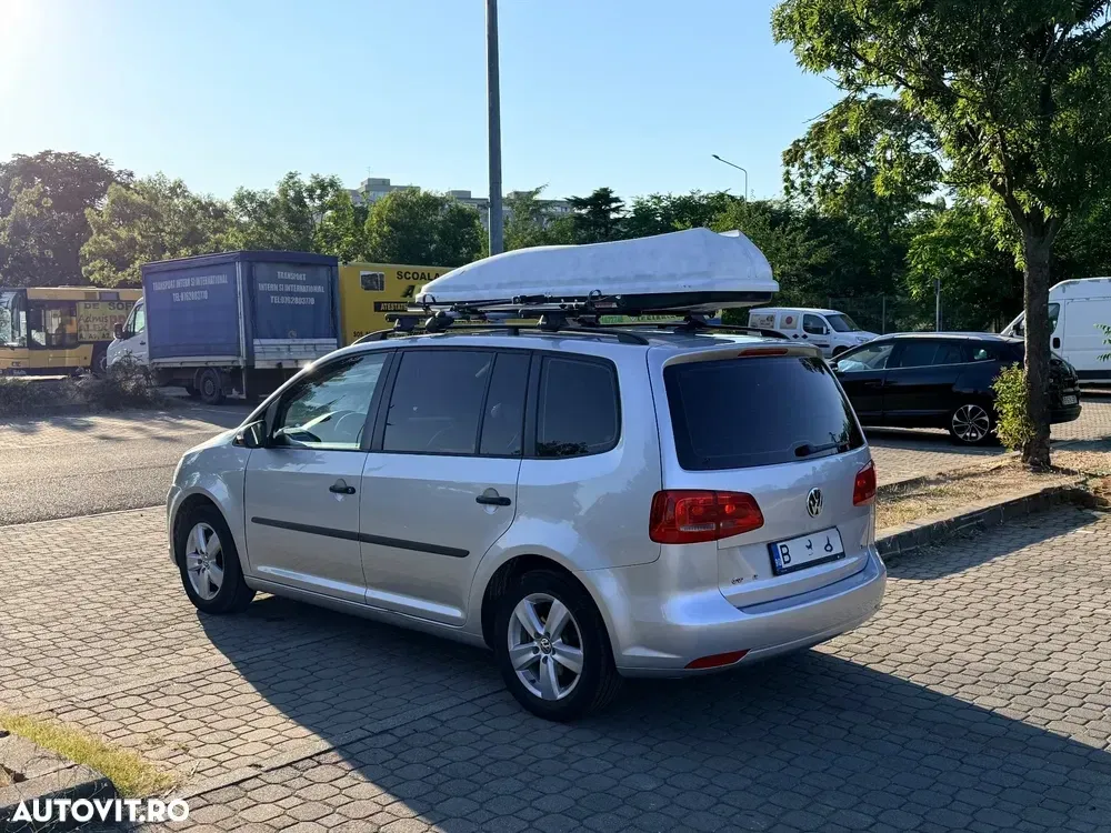 Volkswagen Touran 1.6 TDI DSG Trendline — imagine 5