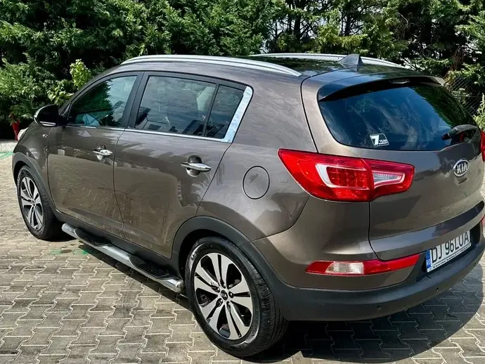 Kia Sportage III 2.0 CRDI 4WD Automatik Vision