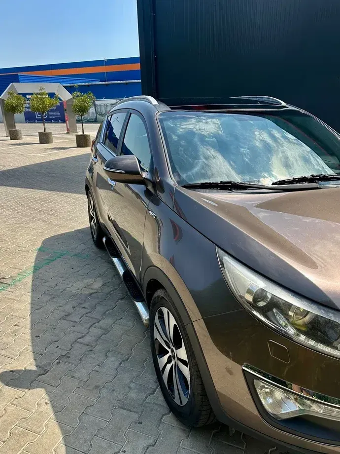 Kia Sportage III 2.0 CRDI 4WD Automatik Vision — imagine 2
