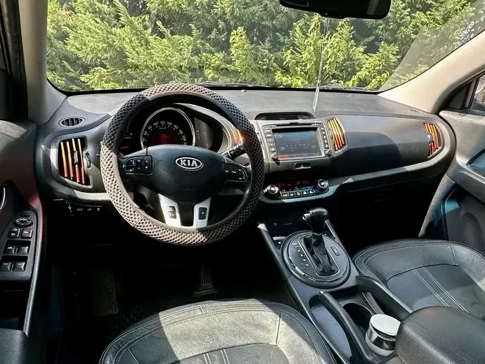 Kia Sportage III 2.0 CRDI 4WD Automatik Vision