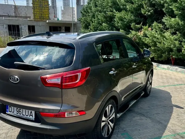 Kia Sportage III 2.0 CRDI 4WD Automatik Vision