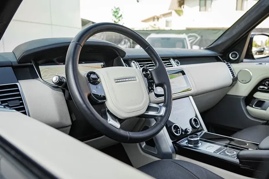 Land Rover Range Rover 3.0L SDV6 Vogue — imagine 6