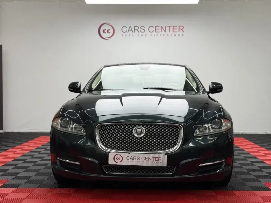 Jaguar XJ 3.0 V6 Kompressor AWD Langversion Premium Luxury — imagine 3