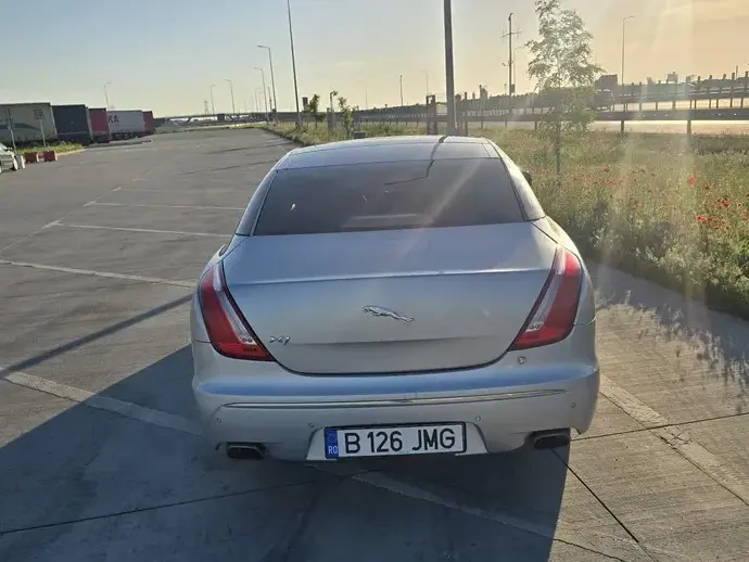 Jaguar XJ 3.0 V6 Luxury Aut SWB