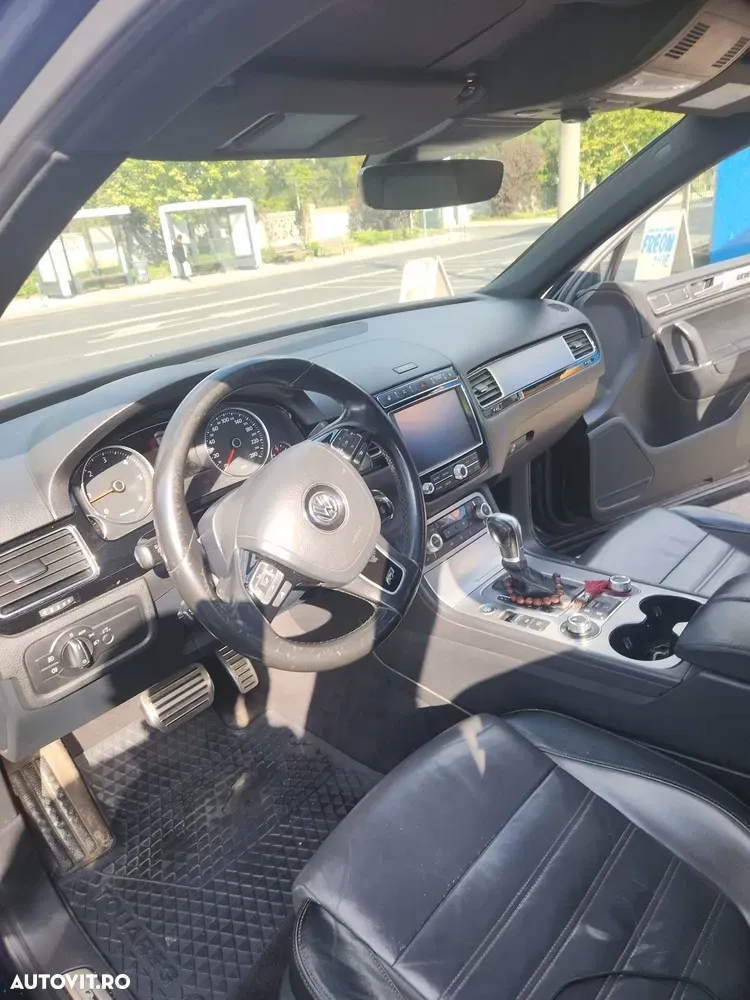 Volkswagen Touareg — imagine 4
