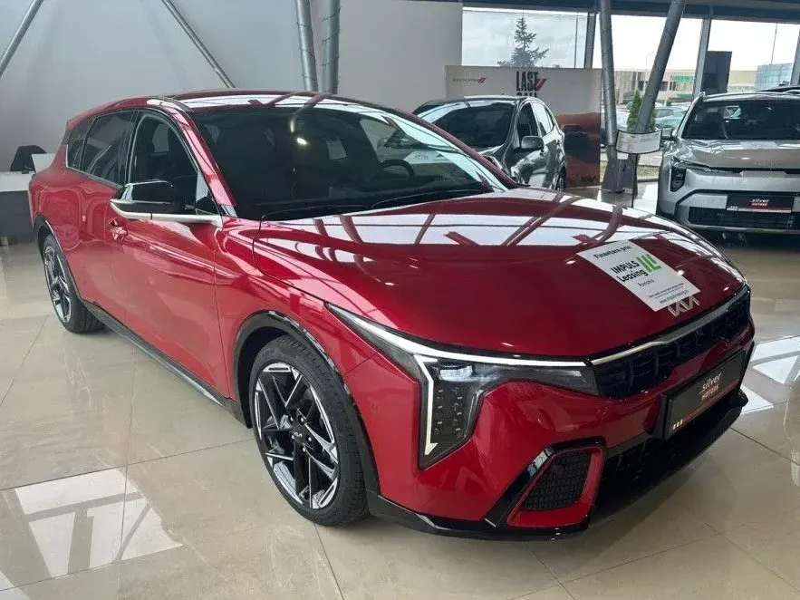 Kia K4 — imagine 2