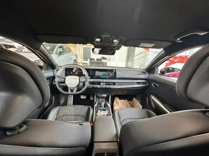 Kia K4