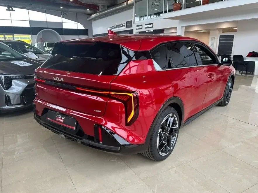 Kia K4 — imagine 3