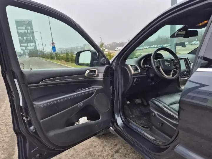 Jeep Grand Cherokee 3.0 TD AT Overland