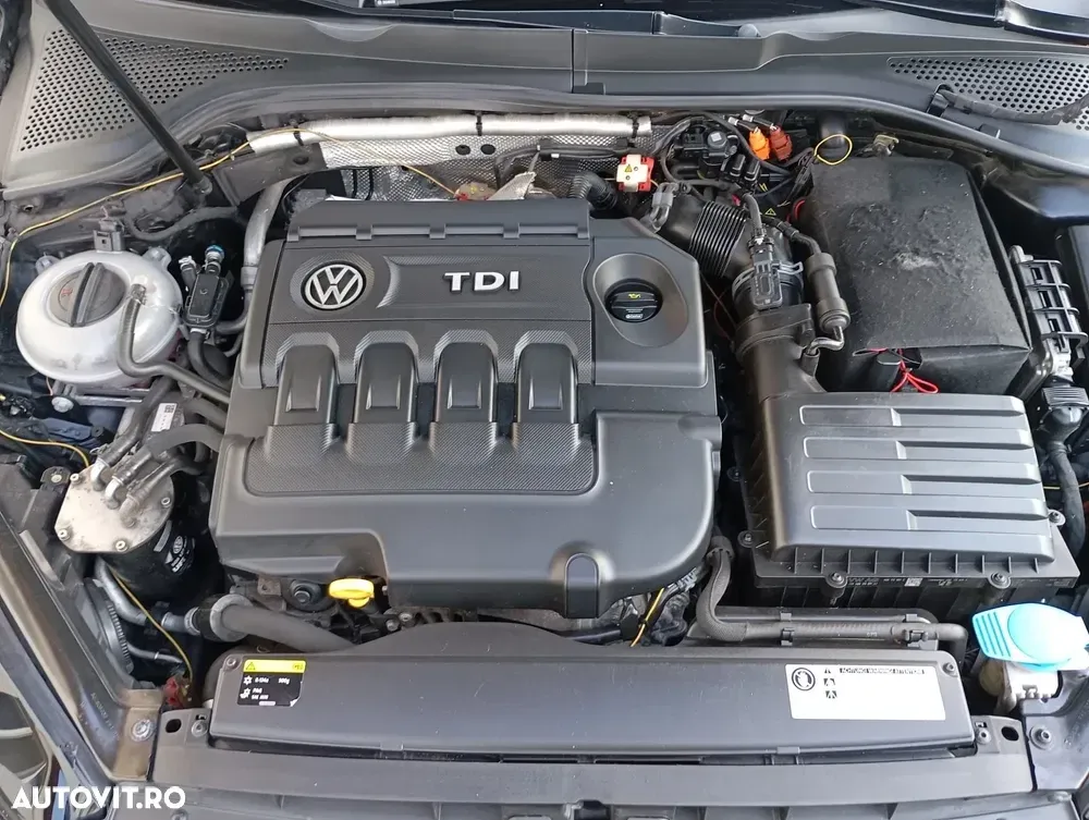 Volkswagen Golf 1.6 TDI BlueMotion Technology DSG Comfortline — imagine 4