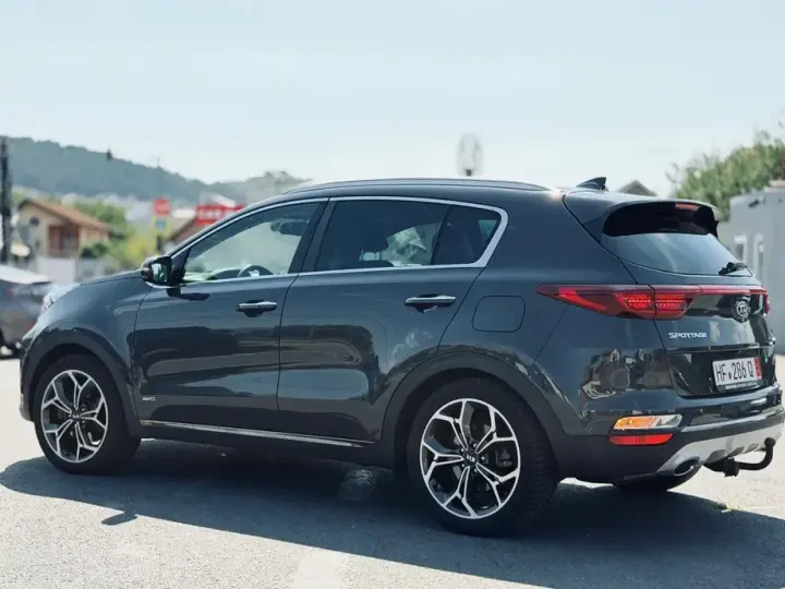Kia Sportage IV 2.0 DSL 8AT HP 4x4 GT Line