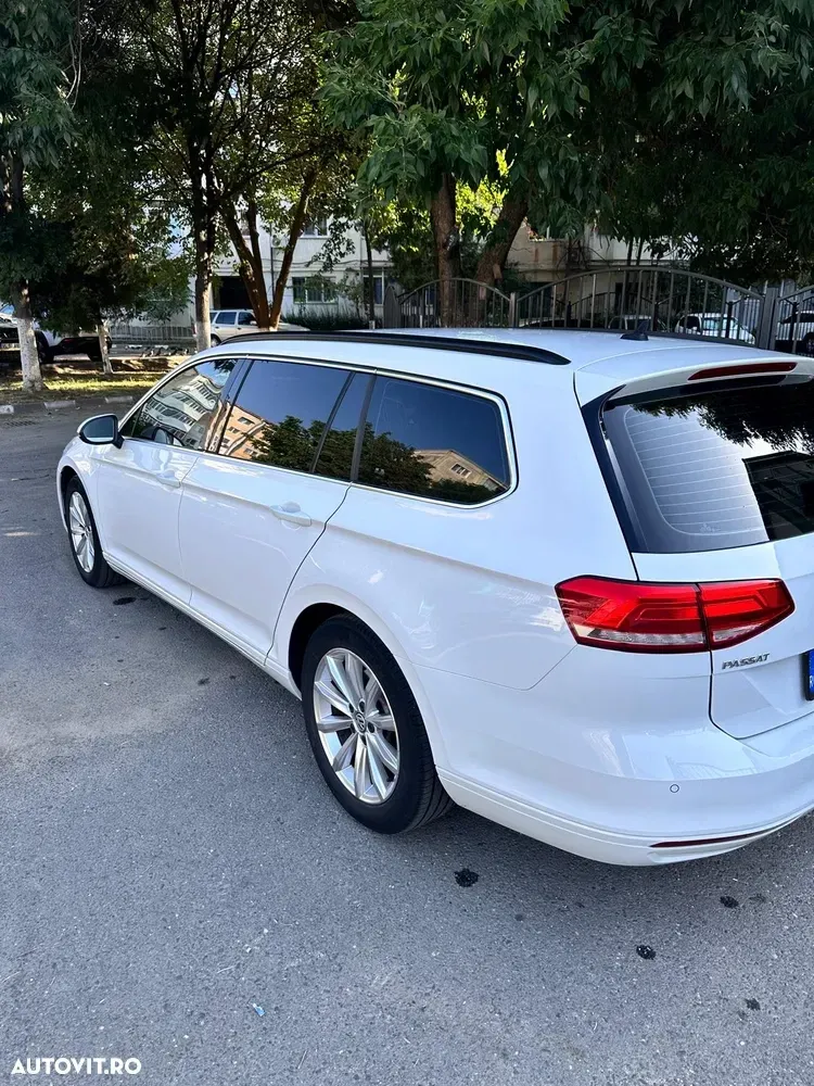 Volkswagen Passat 2.0 TDI Comfortline — imagine 4