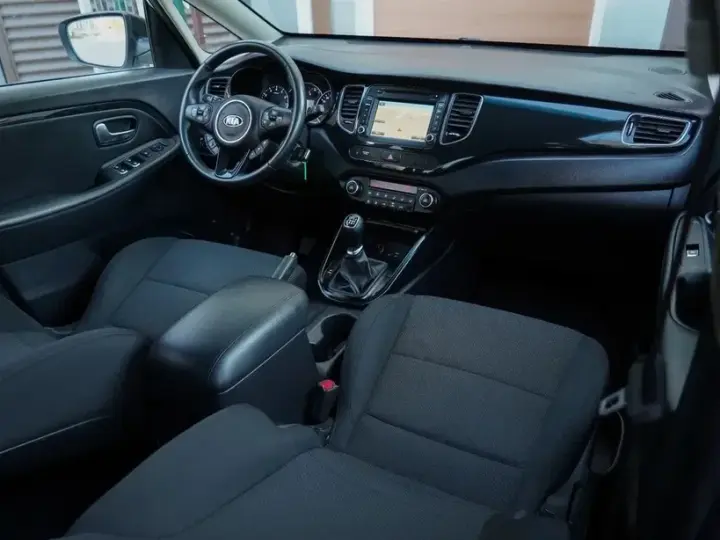Kia Carens 1.6 GDI ISG Spirit