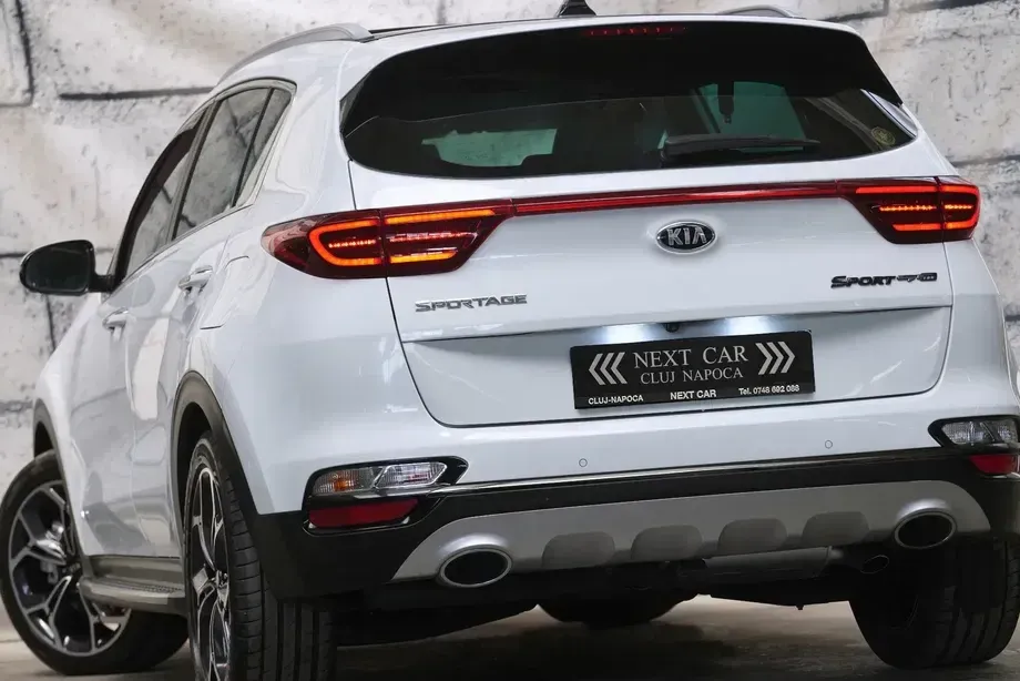 Kia Sportage IV 2.0 CRDI AWD Eco-Dynamics+ Aut. GT LINE — imagine 4