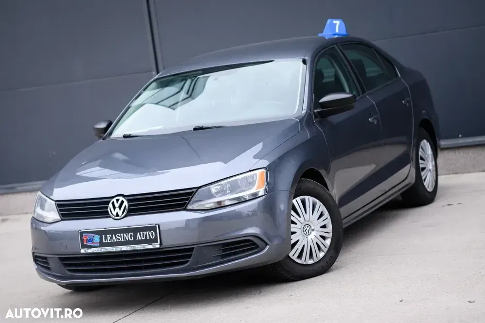 Volkswagen Jetta — imagine 2