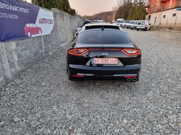 Kia Stinger 2.2 CRDI AWD GT Line