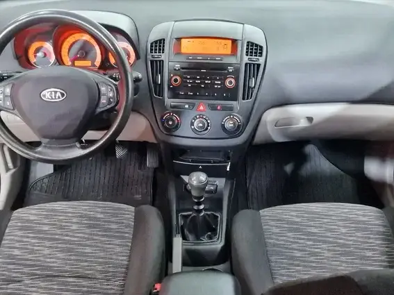 Kia Cee`d 1.6 CRDi 90 Vision