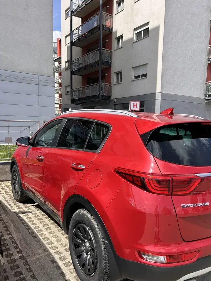 Kia Sportage IV 1.6 T-GDI 7DCT 4x4 GT Line — imagine 3