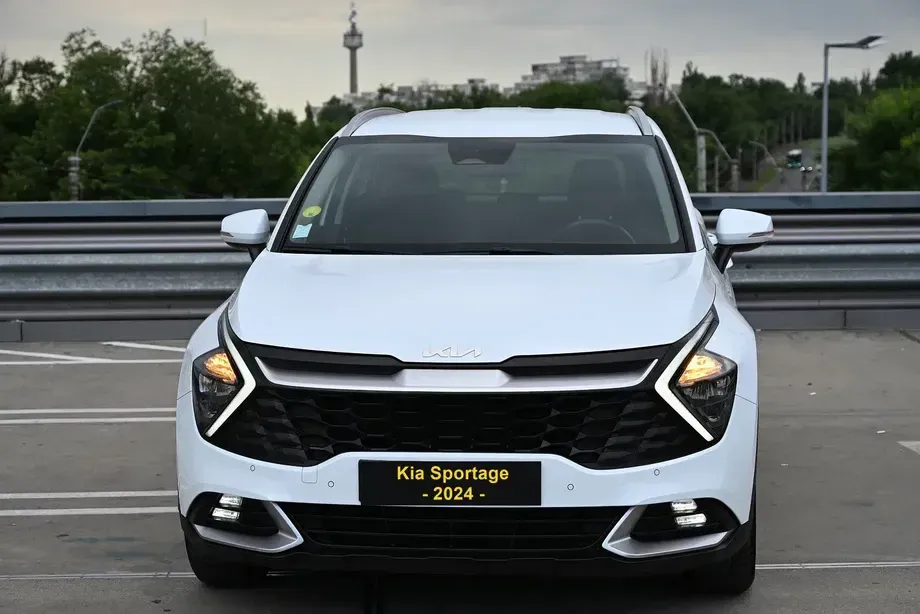 Kia Sportage 1.6 DSL MHEV 7DCT HP 4x2 Classic — imagine 4