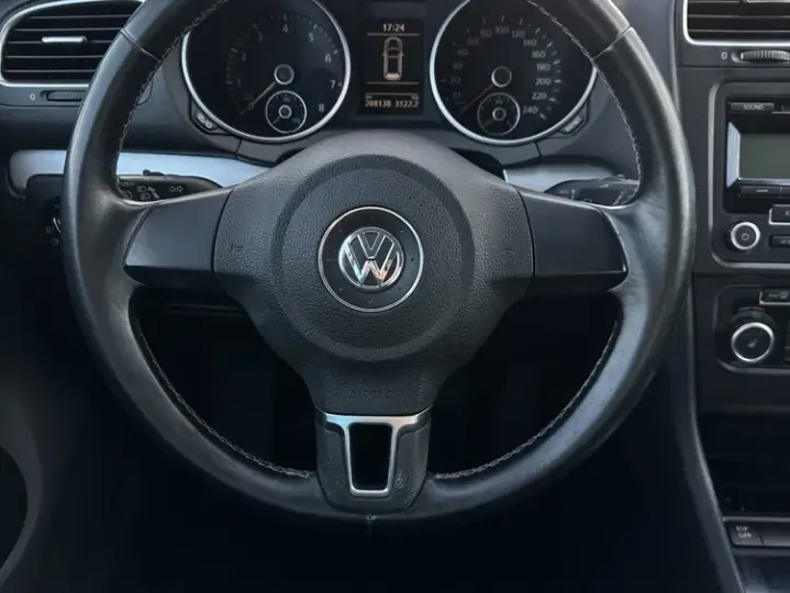 Volkswagen Golf 1.4 TSI DSG Team