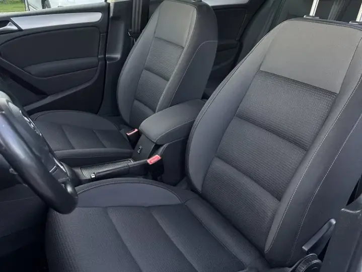 Volkswagen Golf 1.4 TSI DSG Team