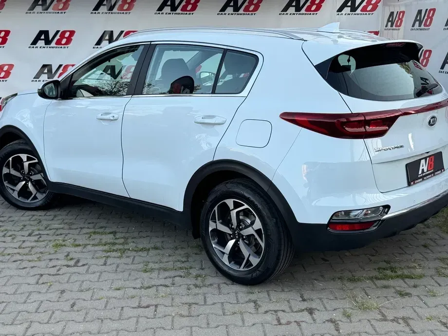 Kia Sportage 1.6 DSL MHEV 7DCT HP 4x2 Business Line — imagine 3