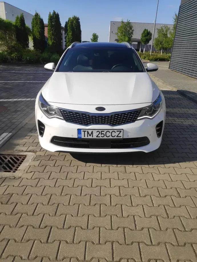Kia Optima Sportswagon 1.7 DSL 7DCT GT Line — imagine 3