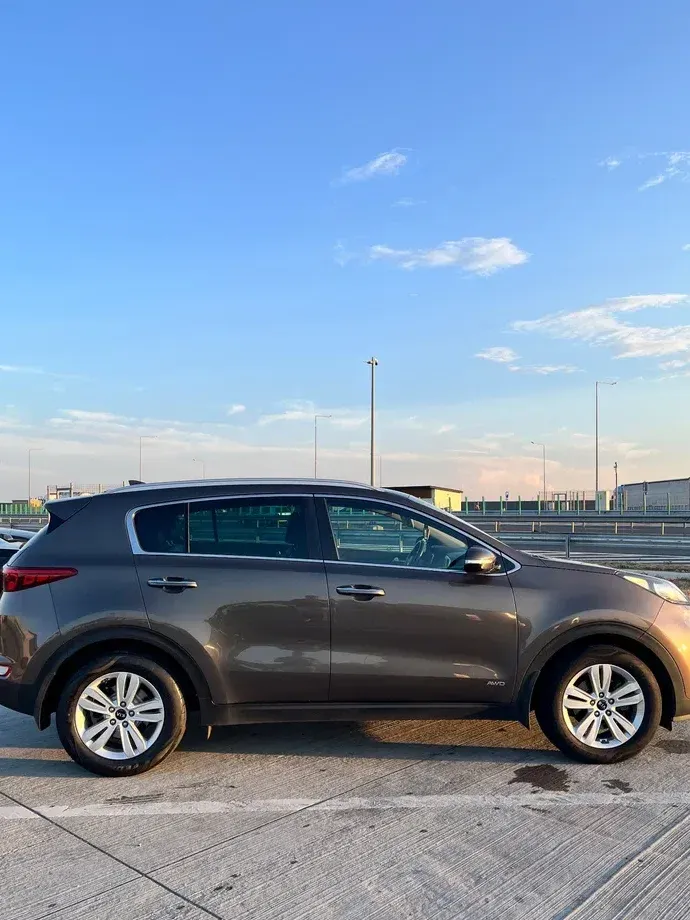 Kia Sportage IV 2,0 CRDI AWD Aut. Spirit — imagine 2