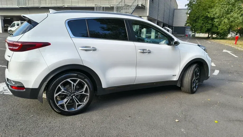 Kia Sportage IV 1.6 T-GDI 7DCT 4x4 GT Line — imagine 3