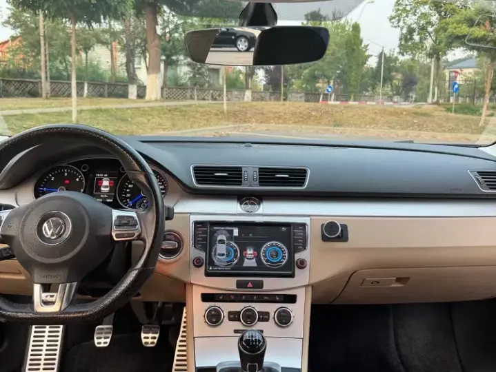 Volkswagen Passat CC