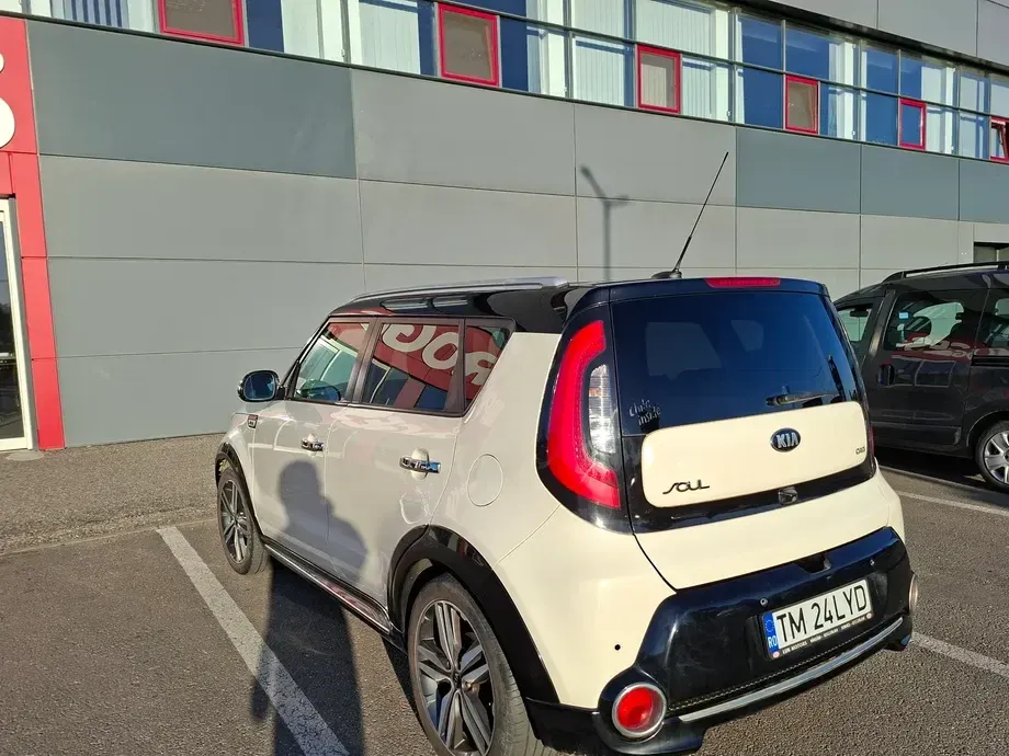 Kia Soul 1.6 CRDi Automatik Dream Team Edition — imagine 3