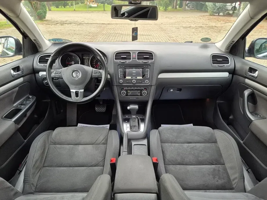 Volkswagen Golf 2.0 TDI Highline DSG — imagine 5