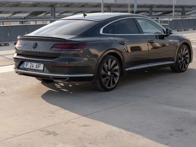 Volkswagen Arteon 2.0 TSI DSG 4Motion R-Line