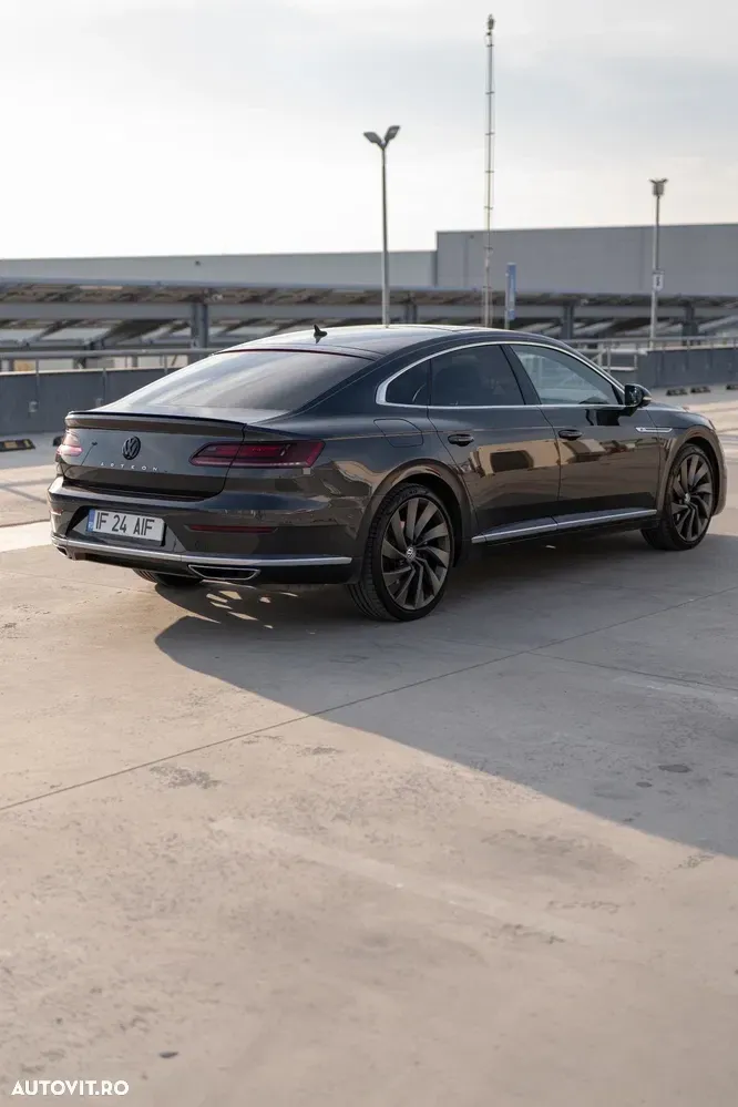 Volkswagen Arteon 2.0 TSI DSG 4Motion R-Line — imagine 5