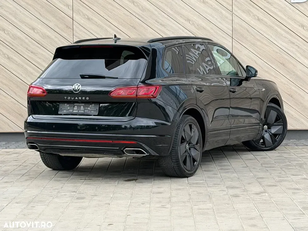 Volkswagen Touareg 3.0 V6 TDI 4Motion DPF Automatik R-Line — imagine 3