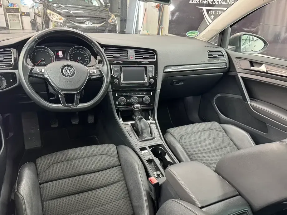 Volkswagen Golf 2.0 TDI Highline — imagine 5