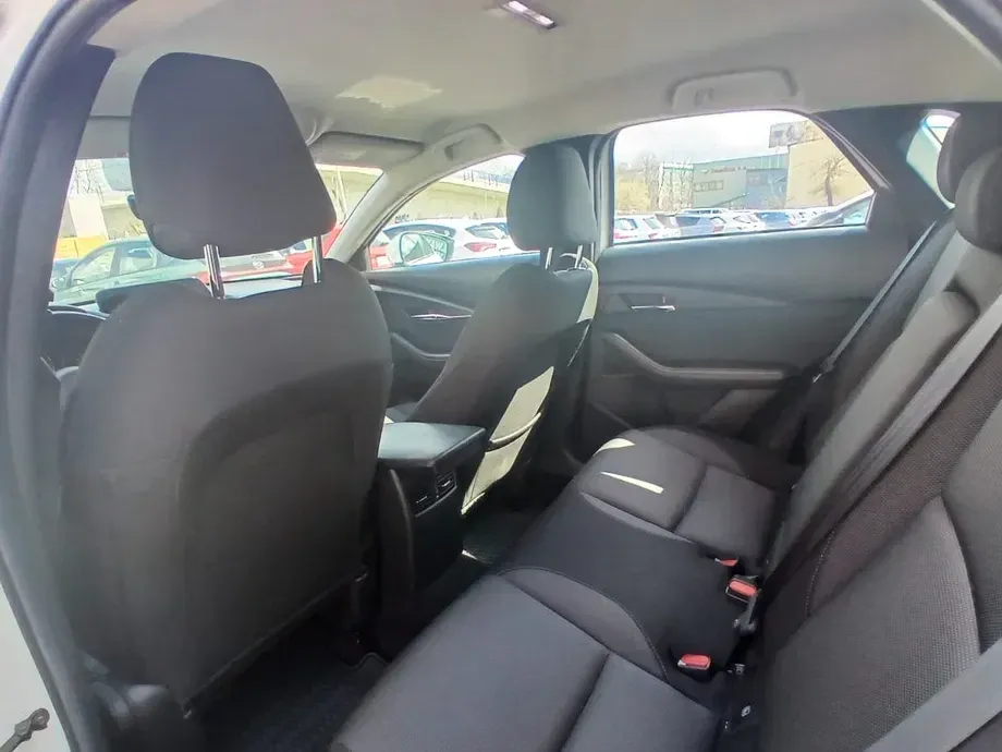 Mazda CX-30 e-SKYACTIV G122 MHEV Exclusive-line — imagine 5