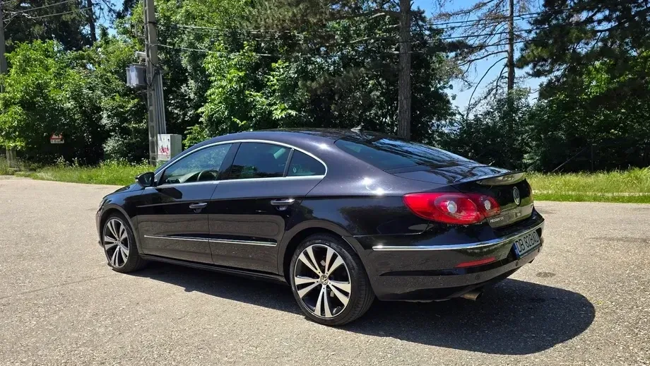 Volkswagen Passat CC 2.0 TDI BMT DSG 4Motion — imagine 4