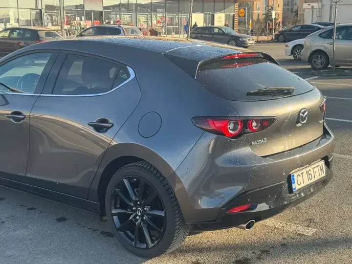Mazda 3 IV e-Skyactiv G122 MHEV Homura
