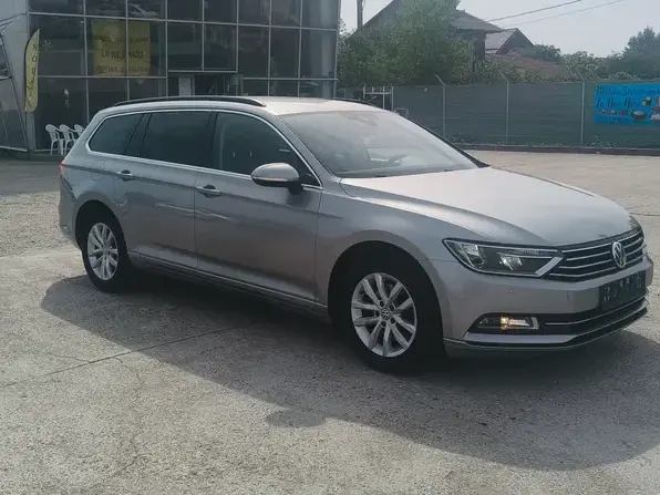 Volkswagen Passat 2.0 TDI SCR DSG Highline