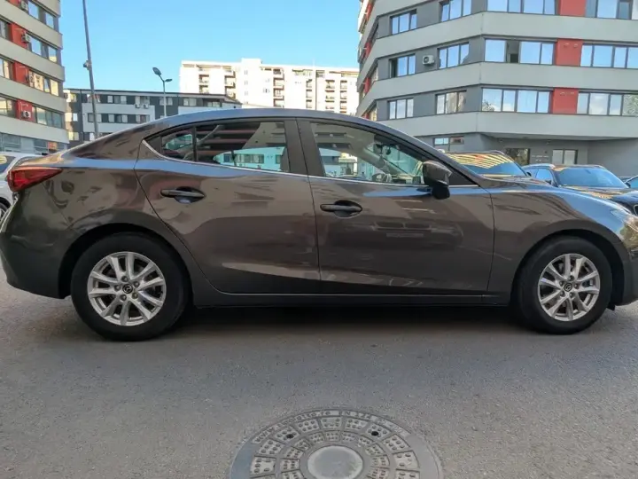 Mazda 3 III G120 Attraction