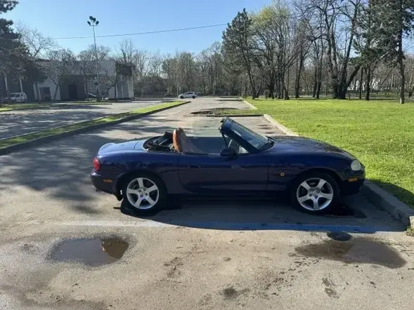 Mazda MX-5 II 1.6i