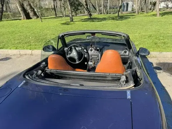 Mazda MX-5 II 1.6i