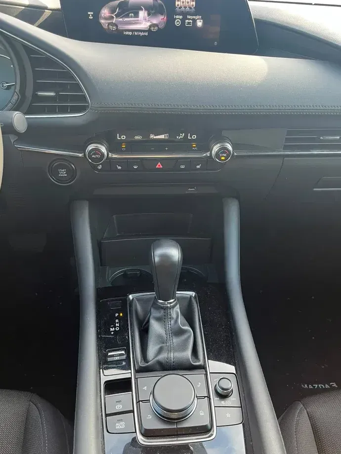 Mazda 3 IV e-Skyactiv G122 AT MHEV Plus — imagine 3