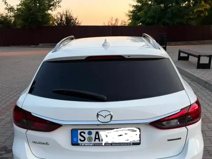 Mazda 6 SKYACTIV-D 184 Drive Edition 100