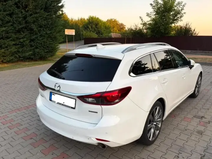 Mazda 6 SKYACTIV-D 184 Drive Edition 100