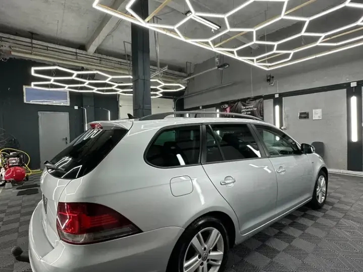 Volkswagen Golf 1.6 TDI DPF Highline