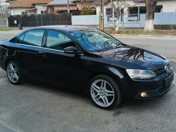 Volkswagen Jetta 1.6 TDI Blue Motion Technology Life